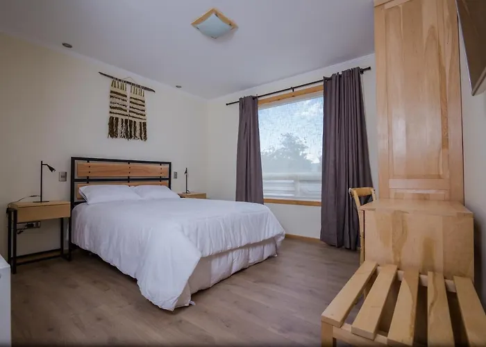 Huellas Y Senderos Hotel